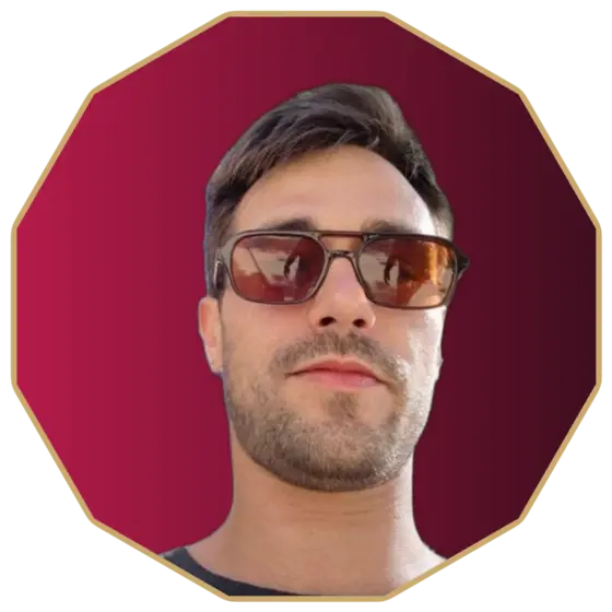 Ritratto di Alberto Ferrer, sviluppatore e founder di Webmastery